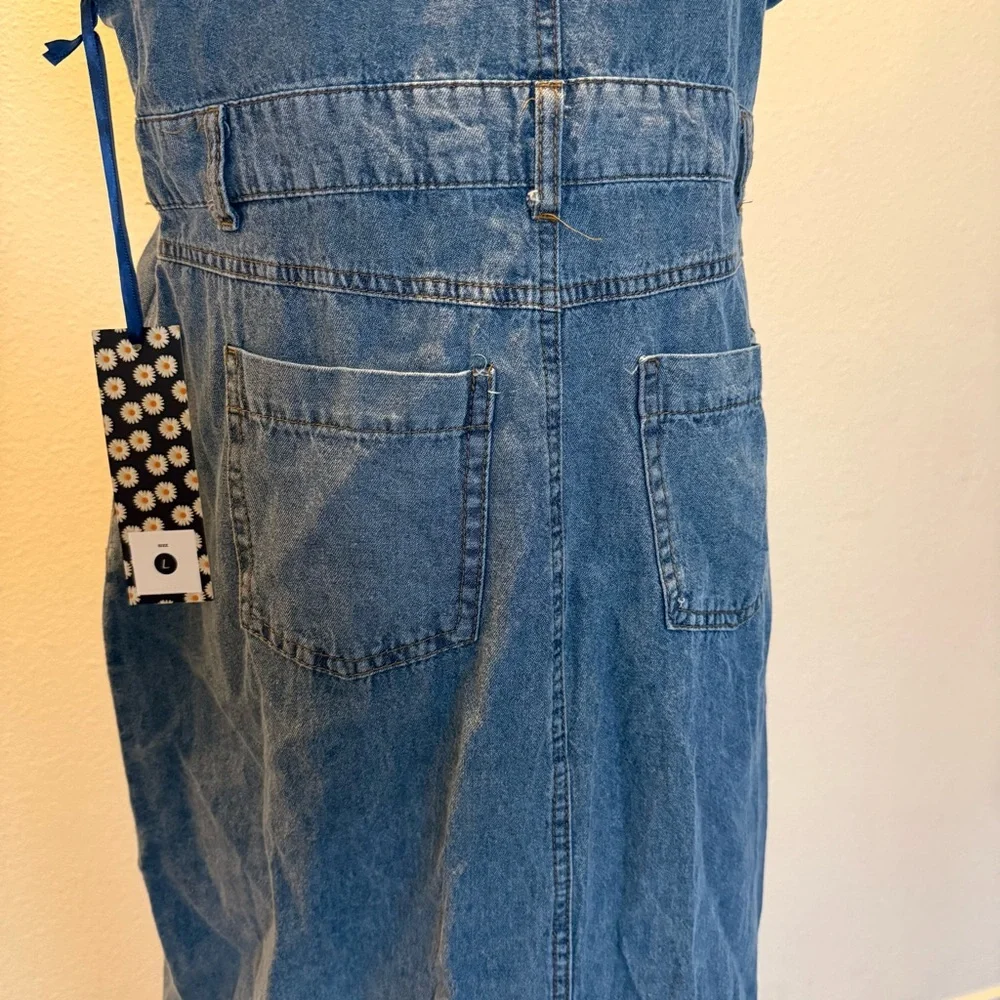 Stylish Denim Button-Up Midi Dress - Picture 6 of 14